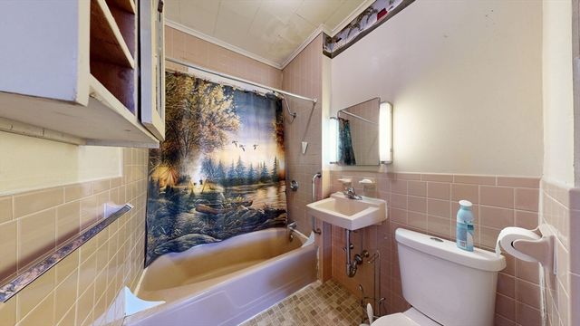173-175 Princeton Blvd, Lowell, MA 01851