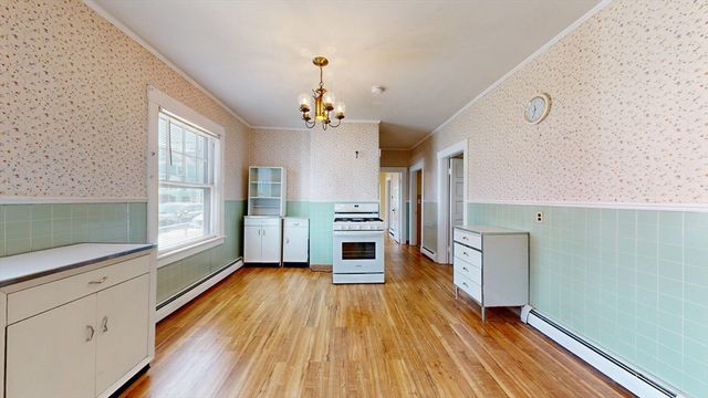 173-175 Princeton Blvd, Lowell, MA 01851