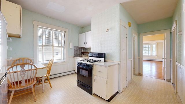 173-175 Princeton Blvd, Lowell, MA 01851