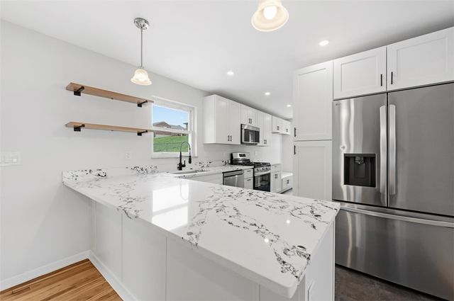 2745 Van Buren Dr, Lower Burrell, PA 15068
