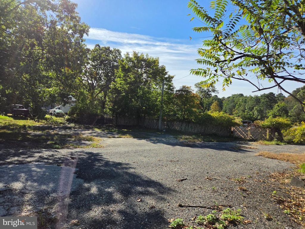 600 BERLIN RD, PINE HILL, NJ 08021 — photo 2