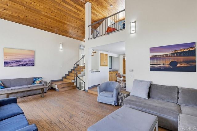 728 Jamaica Court, San Diego, CA 92109