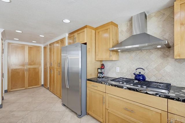 728 Jamaica Court, San Diego, CA 92109