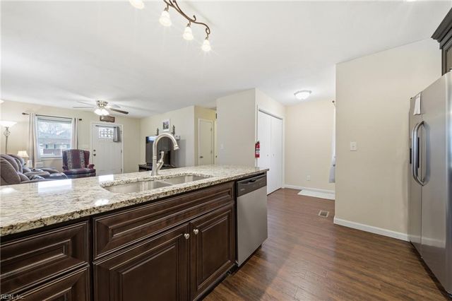 5733 Roper DR, Norfolk, VA 23518