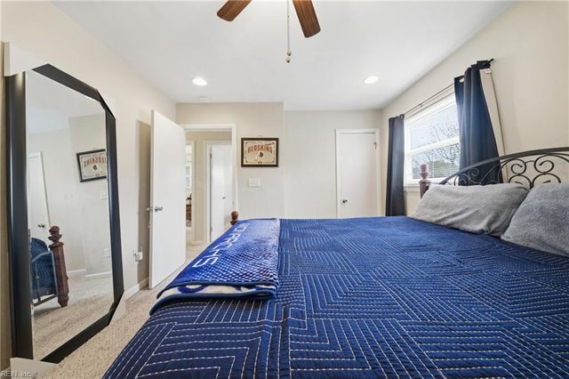 5733 Roper DR, Norfolk, VA 23518