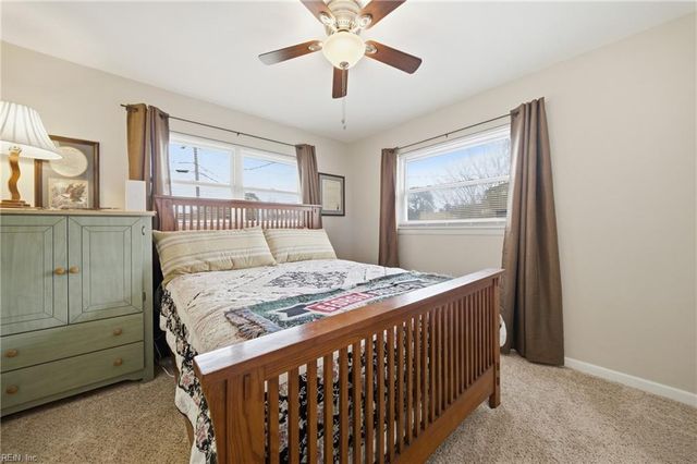 5733 Roper DR, Norfolk, VA 23518