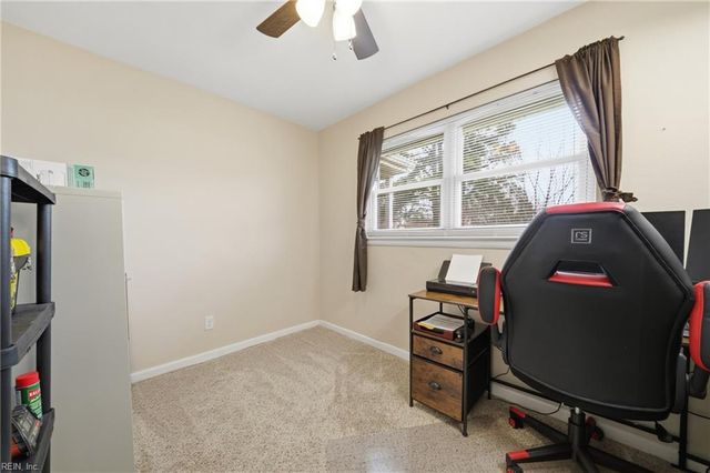 5733 Roper DR, Norfolk, VA 23518