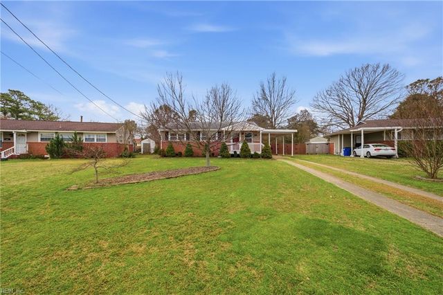 5733 Roper DR, Norfolk, VA 23518