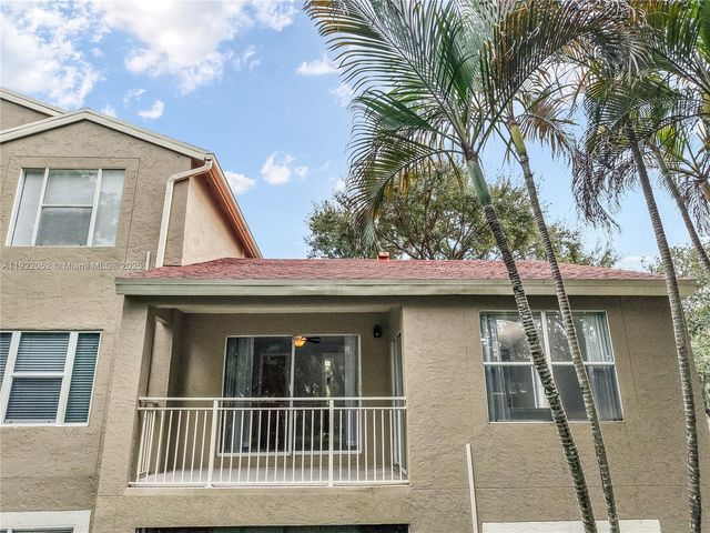 1825 Palm Cove Blvd 7-201, Delray Beach, FL 33445