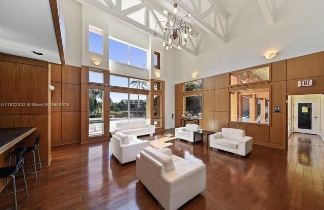 1825 Palm Cove Blvd 7-201, Delray Beach, FL 33445