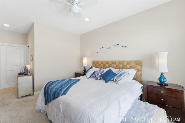 917 W Savidge Street 1, Spring Lake, MI 49456