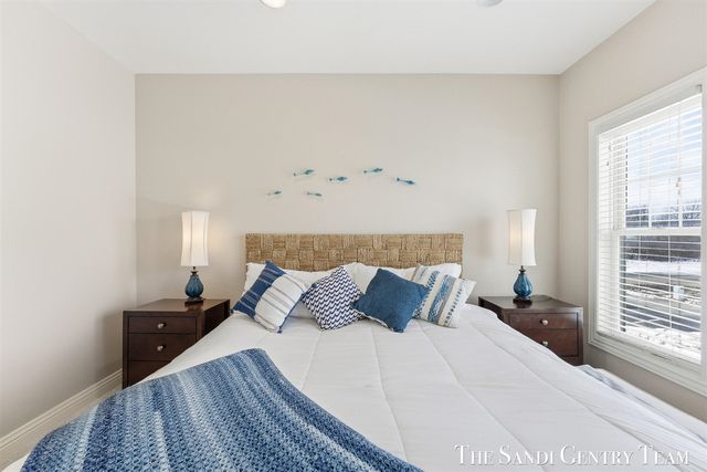 917 W Savidge Street 1, Spring Lake, MI 49456