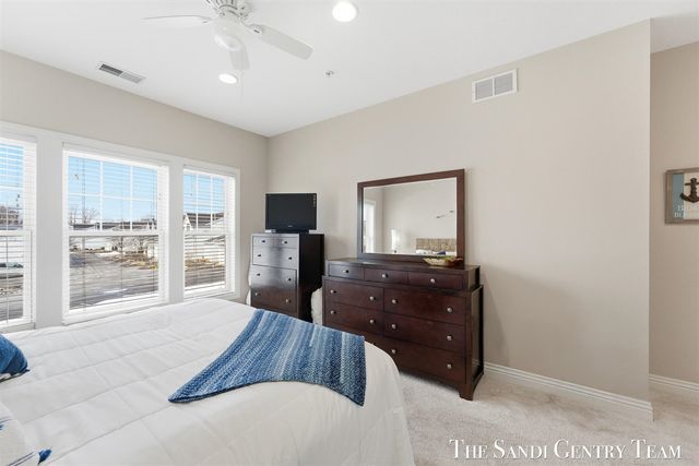 917 W Savidge Street 1, Spring Lake, MI 49456