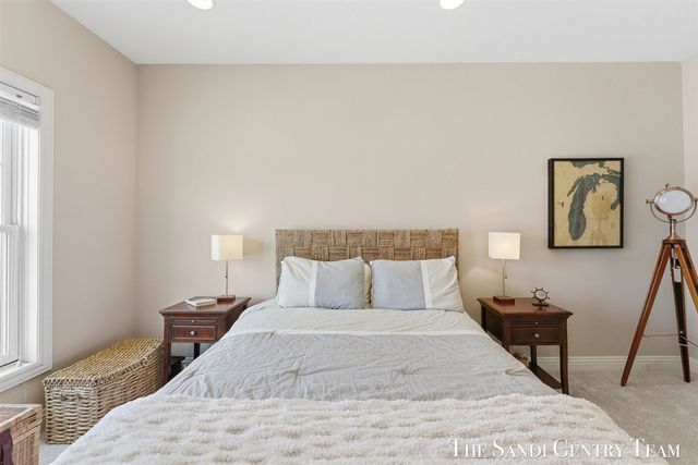 917 W Savidge Street 1, Spring Lake, MI 49456