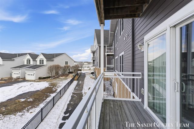 917 W Savidge Street 1, Spring Lake, MI 49456