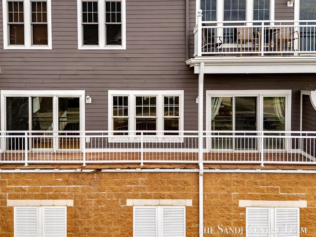 917 W Savidge Street 1, Spring Lake, MI 49456