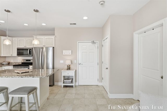 917 W Savidge Street 1, Spring Lake, MI 49456