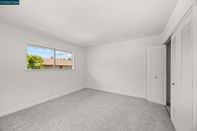 36 Miramonte Dr, Moraga, CA 94556