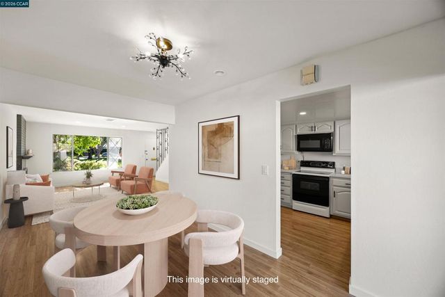 36 Miramonte Dr, Moraga, CA 94556