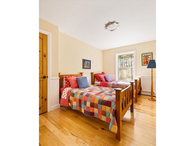 149 Rockledge Cir, Lyons, CO 80540