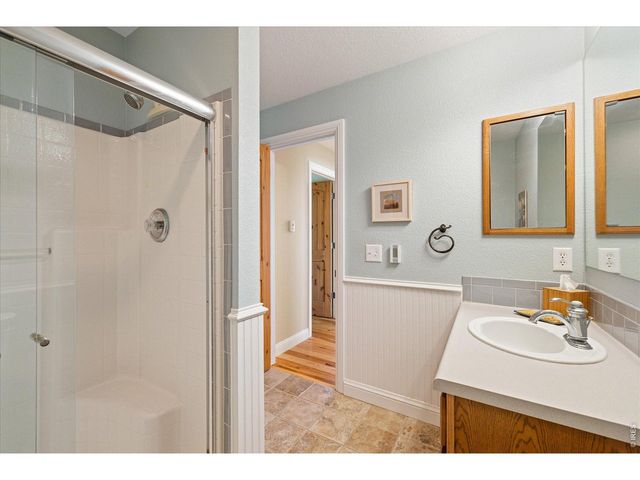 149 Rockledge Cir, Lyons, CO 80540