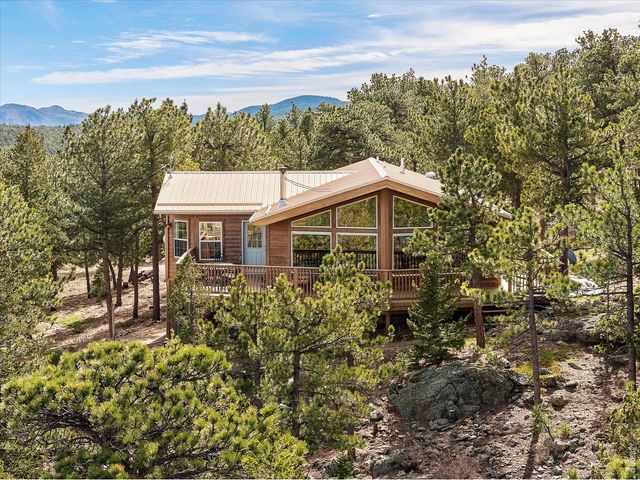 149 Rockledge Cir, Lyons, CO 80540