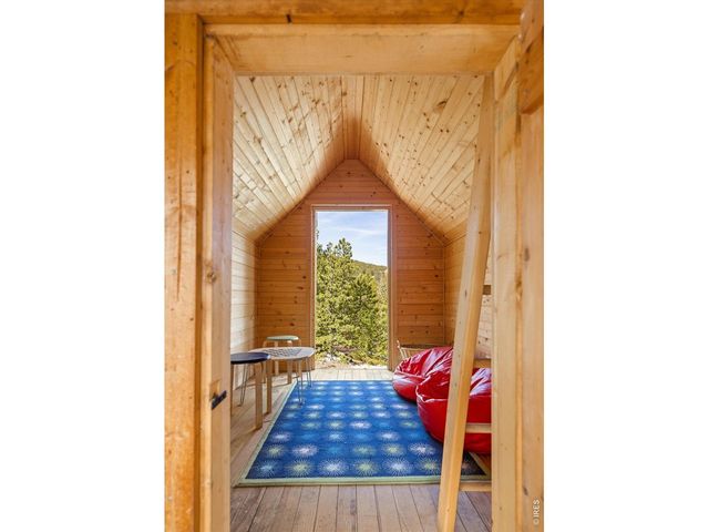 149 Rockledge Cir, Lyons, CO 80540