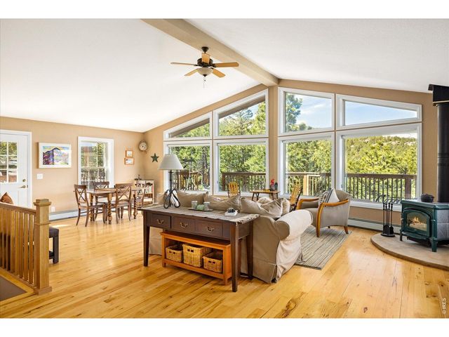 149 Rockledge Cir, Lyons, CO 80540