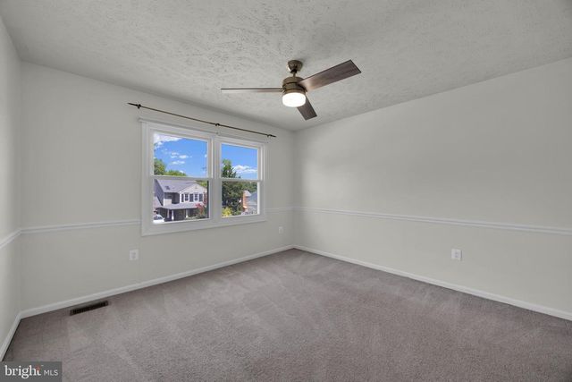 203 MARKWOOD DR, Sterling, VA 20165