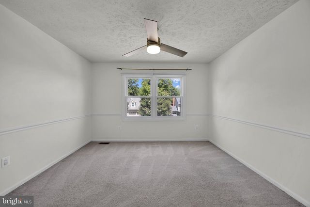 203 MARKWOOD DR, Sterling, VA 20165
