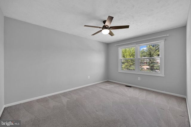 203 MARKWOOD DR, Sterling, VA 20165