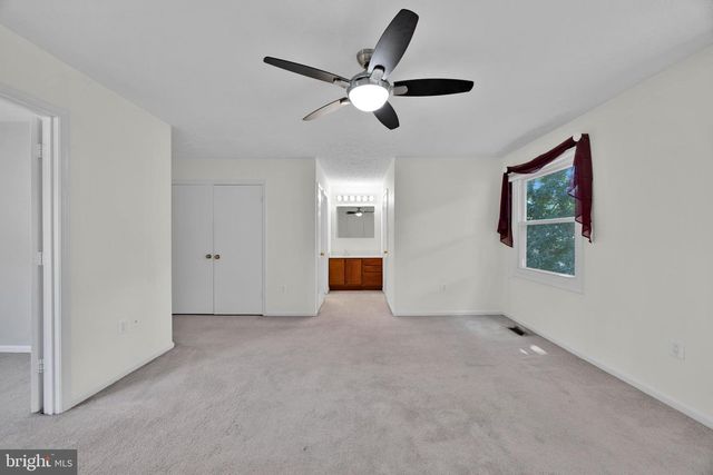 203 MARKWOOD DR, Sterling, VA 20165