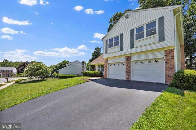 203 MARKWOOD DR, Sterling, VA 20165