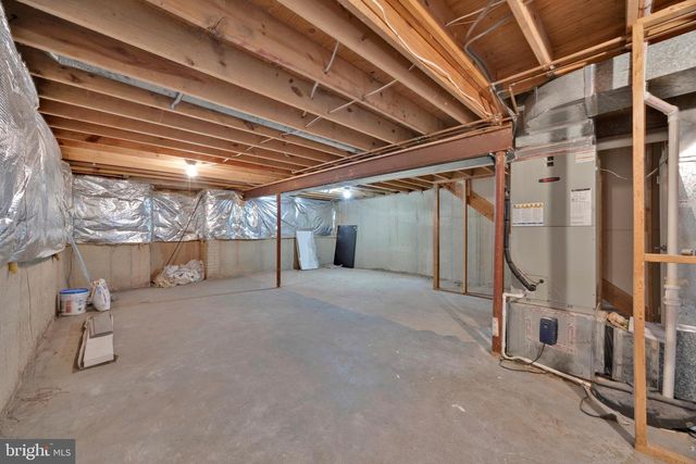203 MARKWOOD DR, Sterling, VA 20165