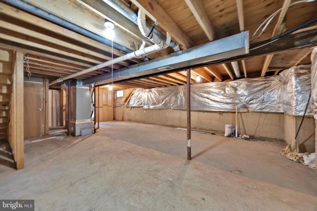 203 MARKWOOD DR, Sterling, VA 20165