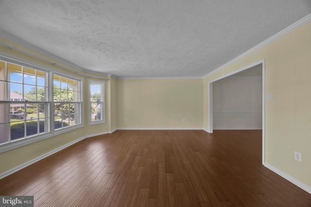 203 MARKWOOD DR, Sterling, VA 20165