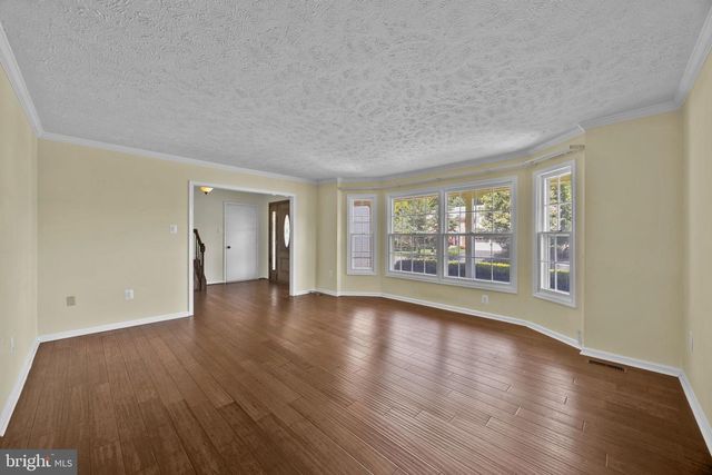 203 MARKWOOD DR, Sterling, VA 20165