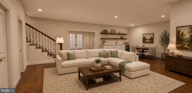2715 S HAYES ST, Arlington, VA 22202
