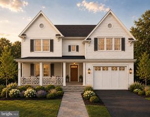 2715 S HAYES ST, Arlington, VA 22202