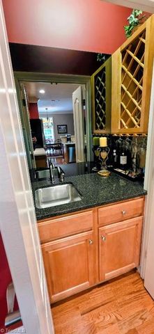 4106 Pennfield Way, High Point, NC 27262