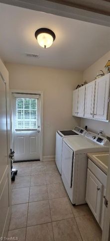 4106 Pennfield Way, High Point, NC 27262