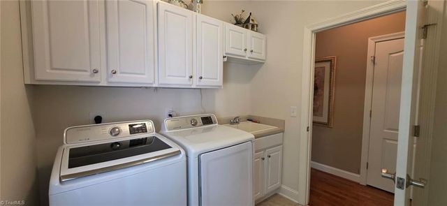 4106 Pennfield Way, High Point, NC 27262
