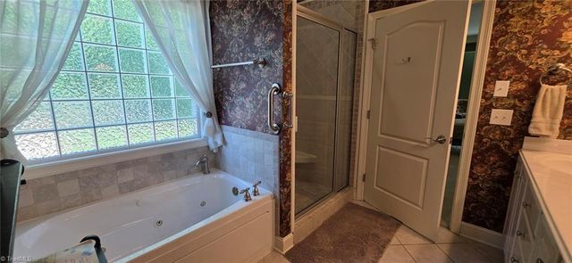 4106 Pennfield Way, High Point, NC 27262