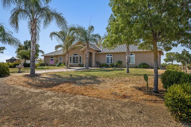 14193 W Mt Whitney Avenue, Five Points, CA 93624