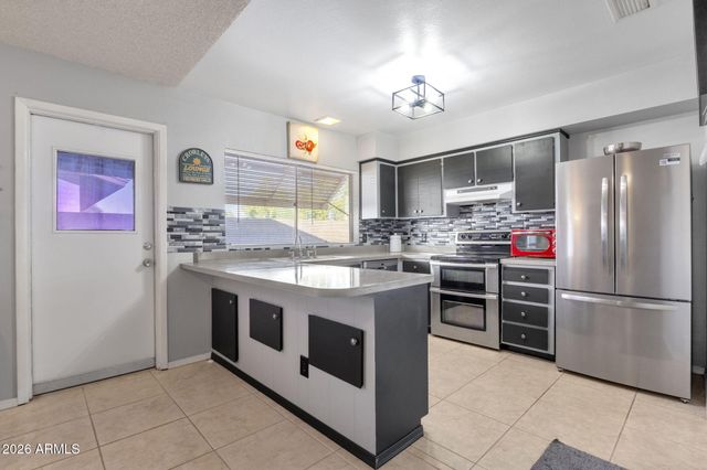 2124 E COLGATE Drive, Tempe, AZ 85283