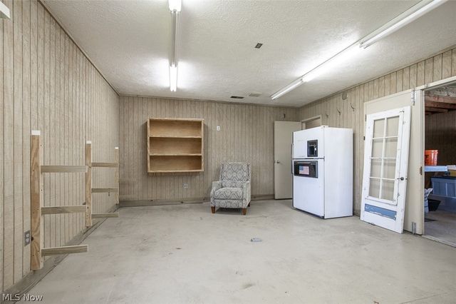 840 Wadsworth Road, Medina, OH 44256