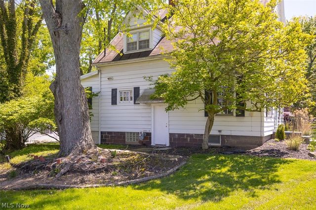 840 Wadsworth Road, Medina, OH 44256