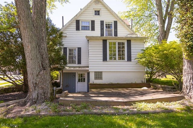 840 Wadsworth Road, Medina, OH 44256