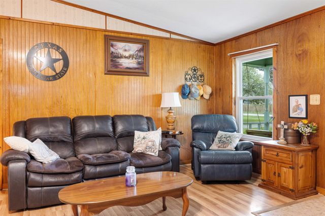 10708 Creek Bend Drive, Needville, TX 77461