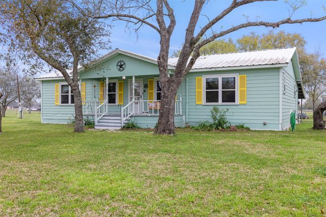 10708 Creek Bend Drive, Needville, TX 77461